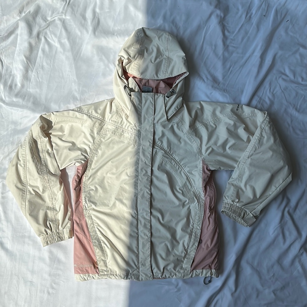 Vintage Y2K pink/off white/brown Columbia snowboarding jacket - M
